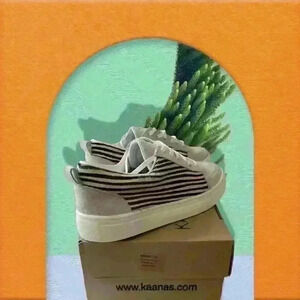 KAANAS Women's Lipari Lace Up Animal Print Fashion Sneaker Size 7M